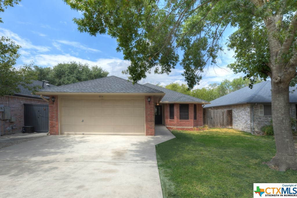 954 Parkdale Drive