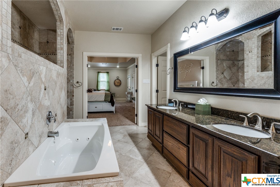 827 Lodge Creek Drive