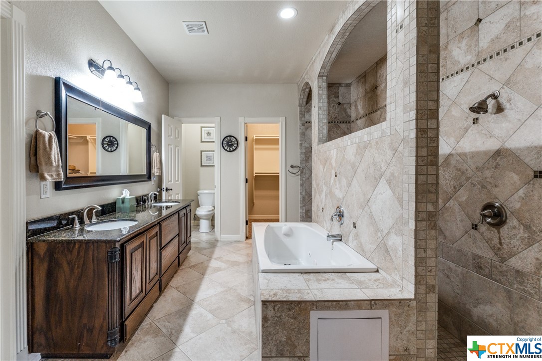 827 Lodge Creek Drive