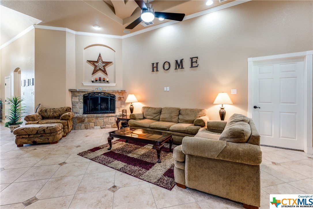 827 Lodge Creek Drive