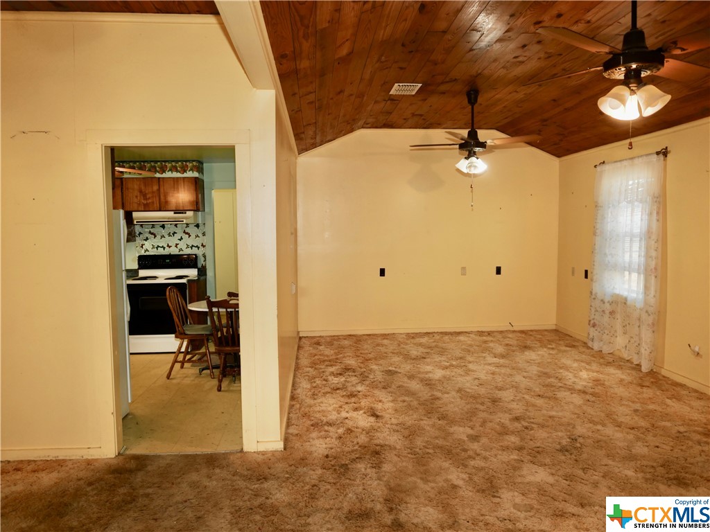 4782 E Hwy 111