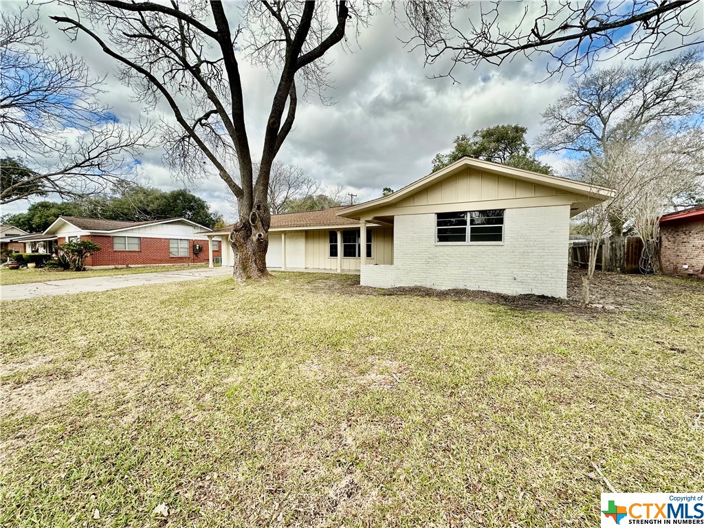 2304 Bon Aire Avenue