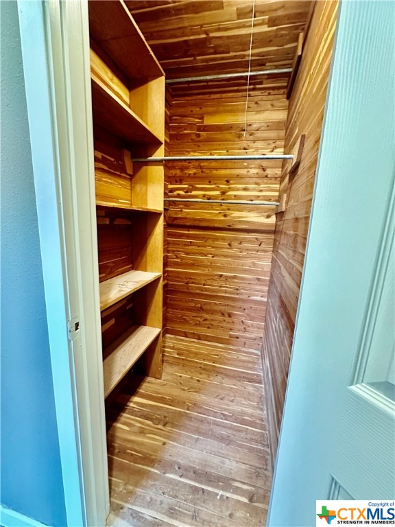 2304 Bon Aire Avenue