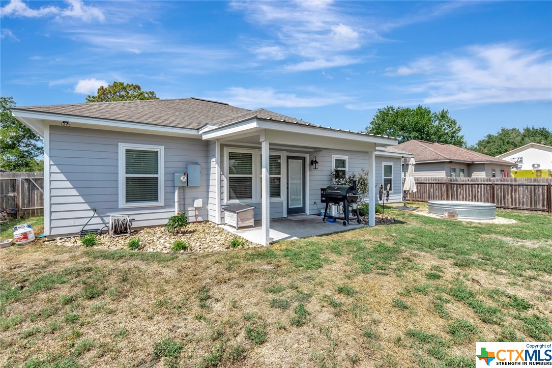 405B Larkspur