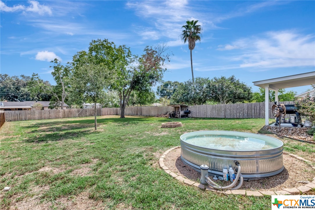 405B Larkspur