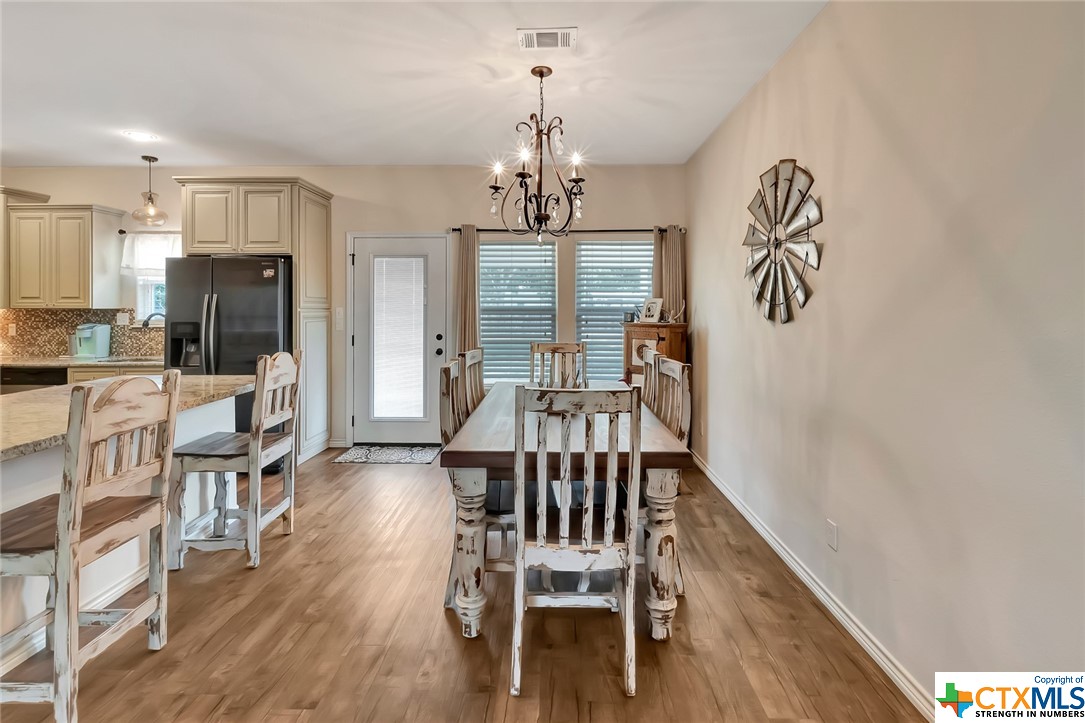 405B Larkspur