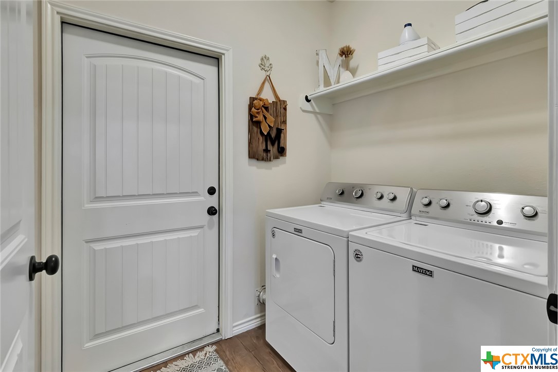 405B Larkspur