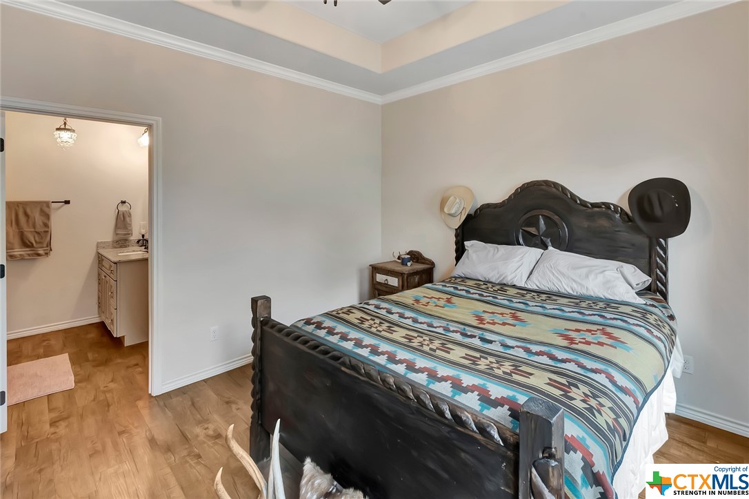 405B Larkspur