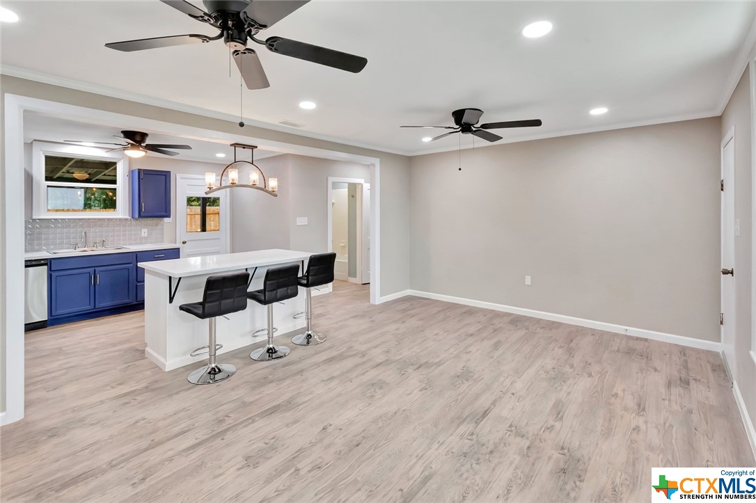 250 W Franklin Street