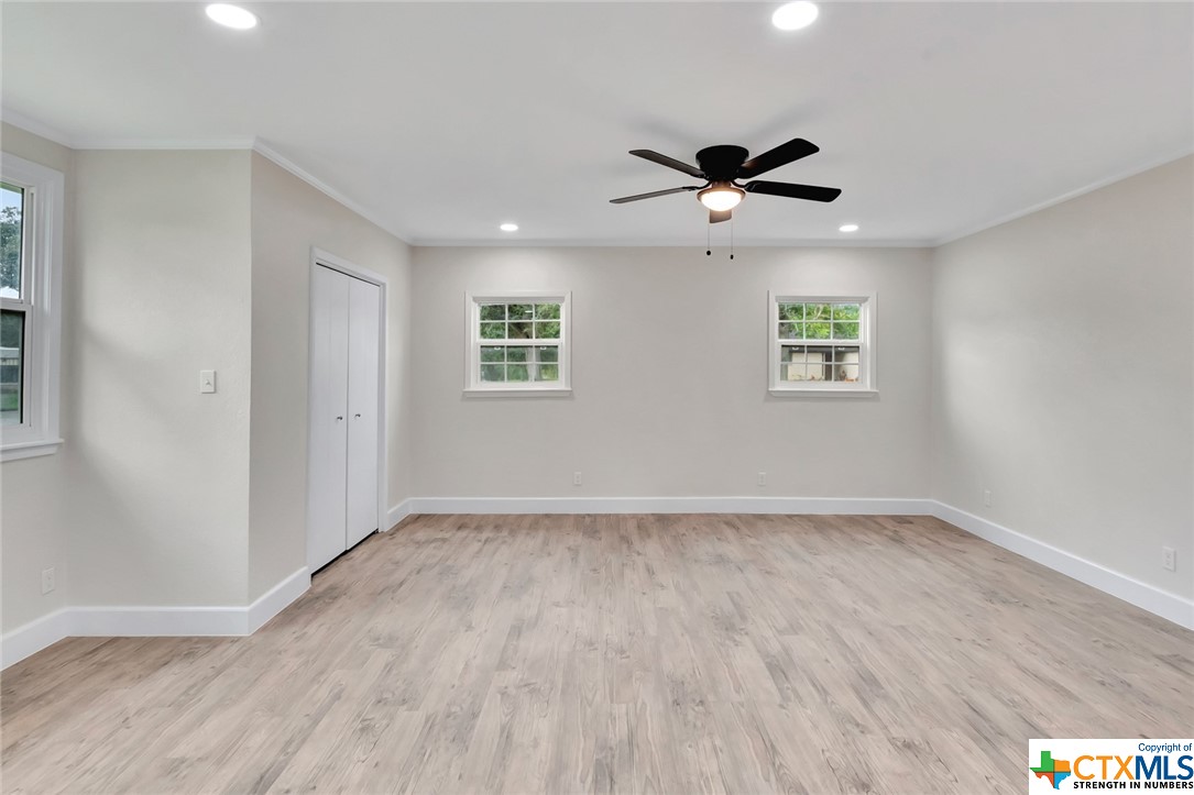 250 W Franklin Street