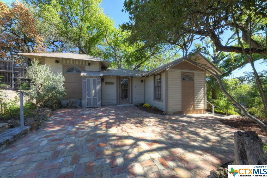 714 Viola Street