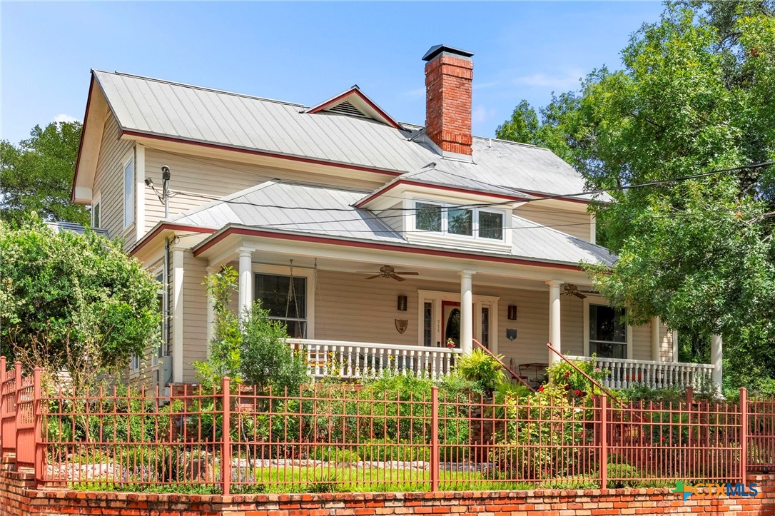 714 Viola Street