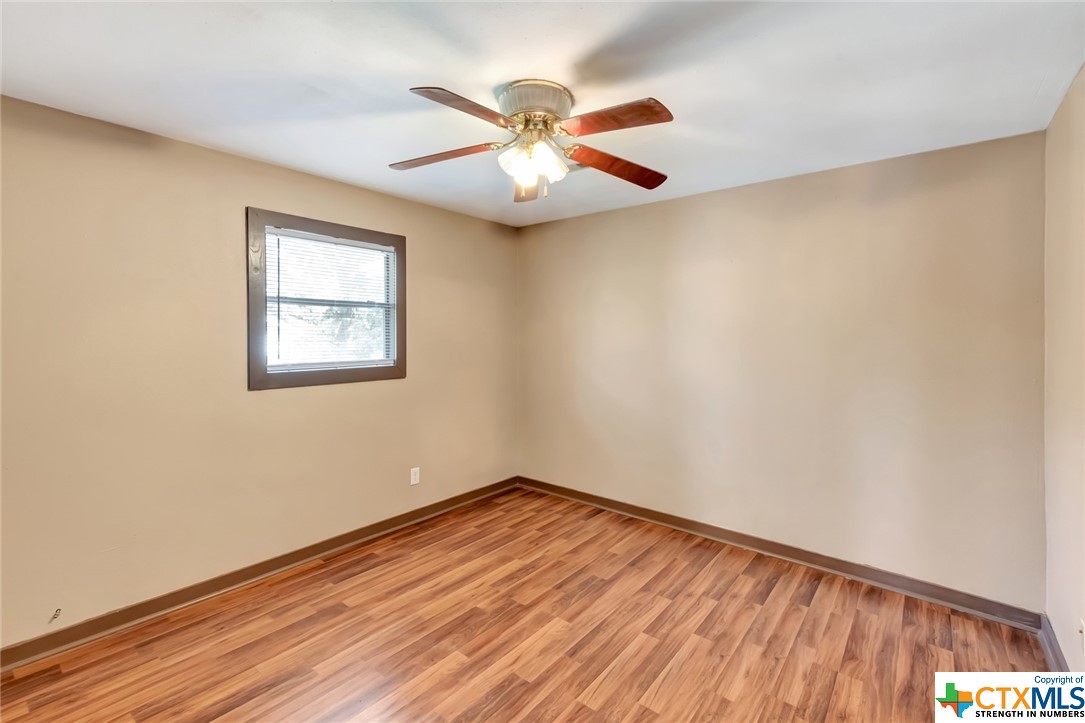 242 River Oaks Road