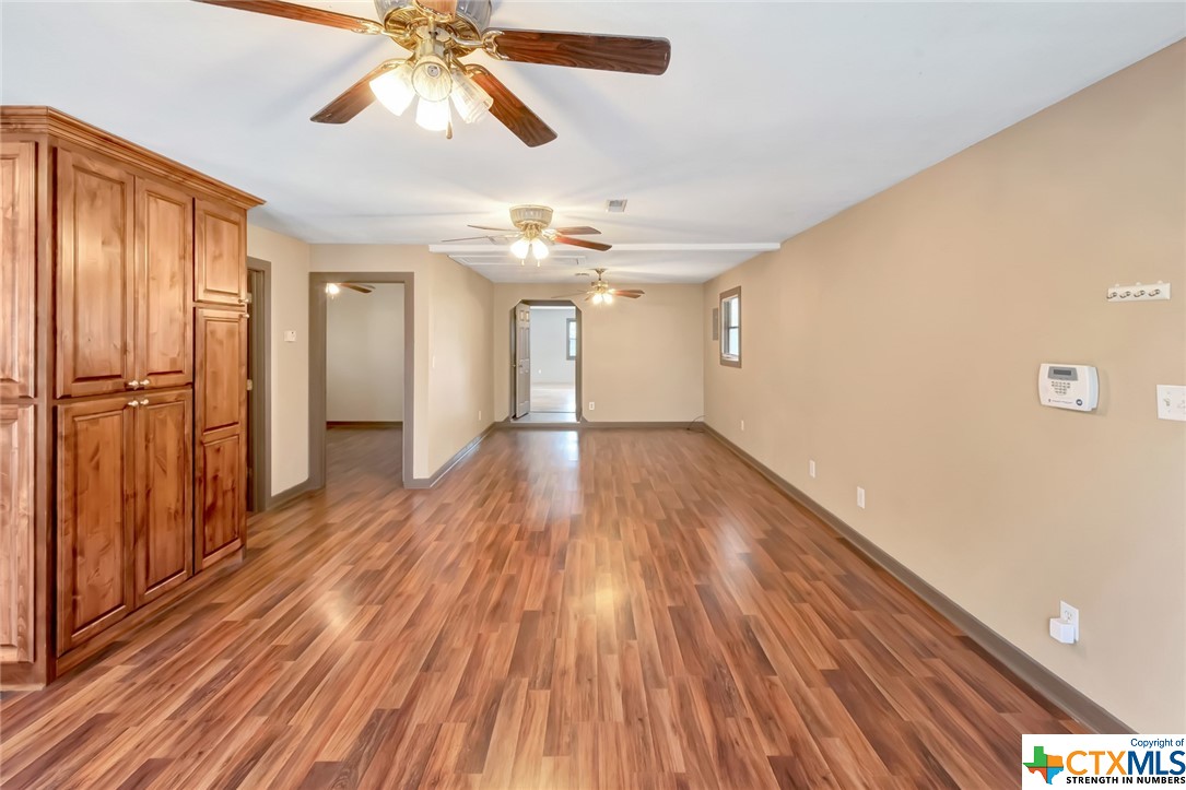 242 River Oaks Road