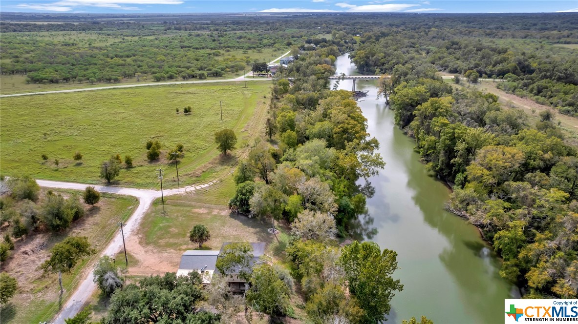 242 River Oaks Road