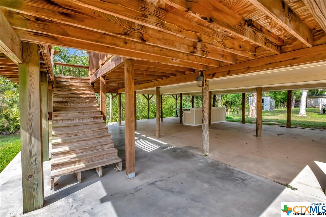 242 River Oaks Road