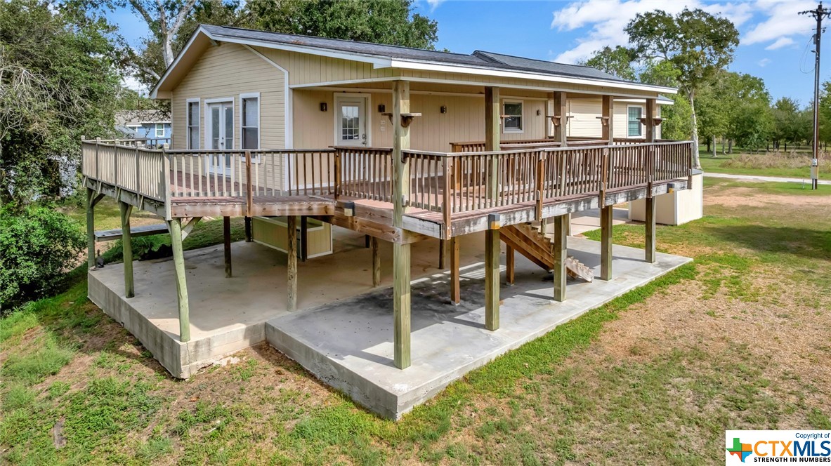 242 River Oaks Road