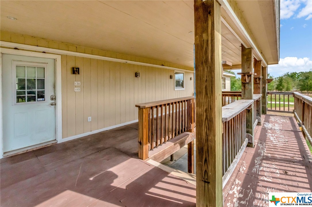242 River Oaks Road