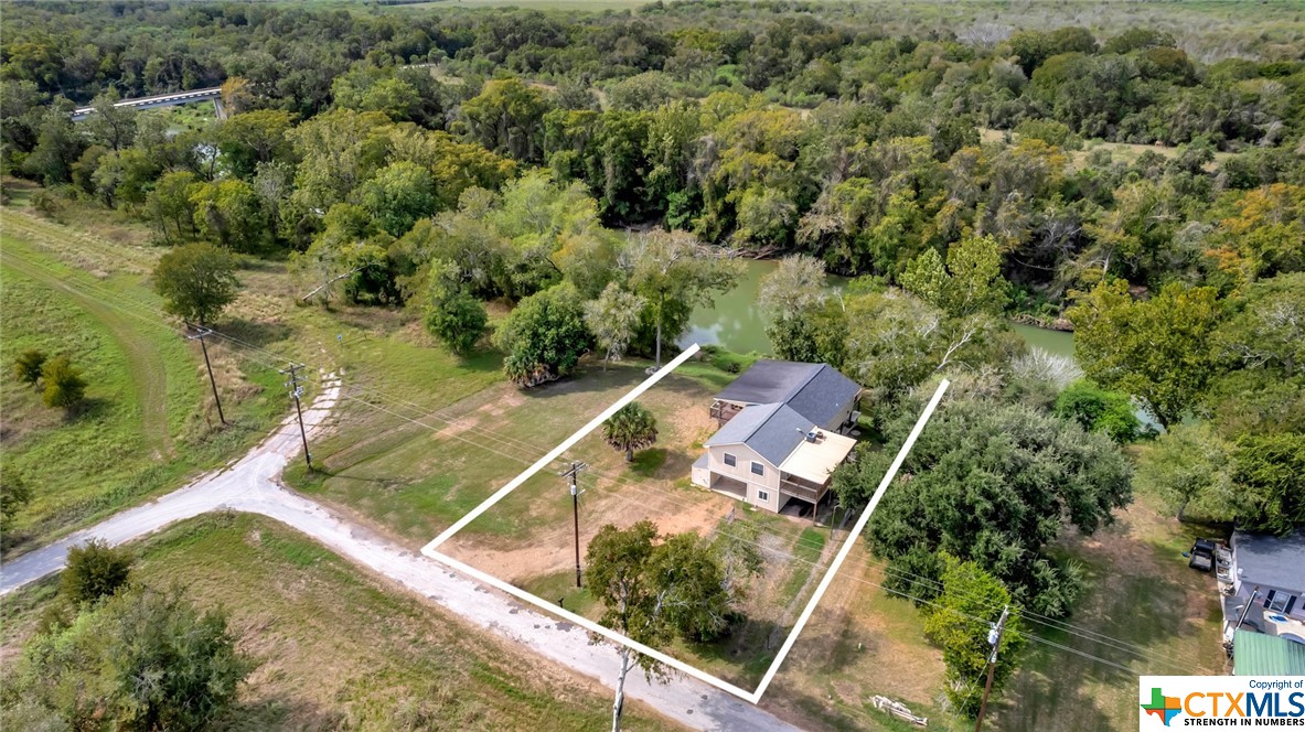 242 River Oaks Road