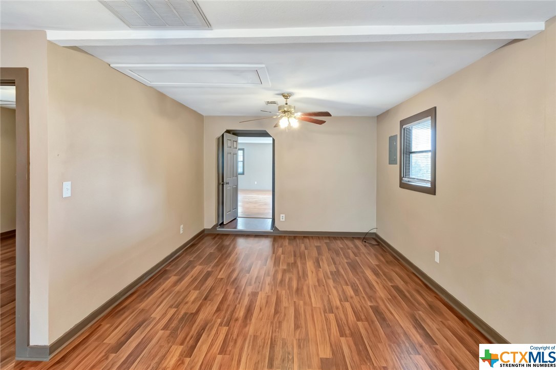 242 River Oaks Road
