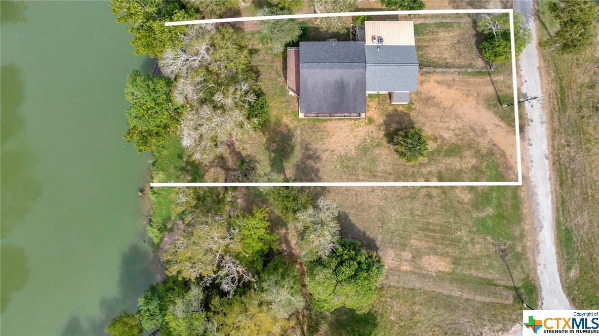 242 River Oaks Road