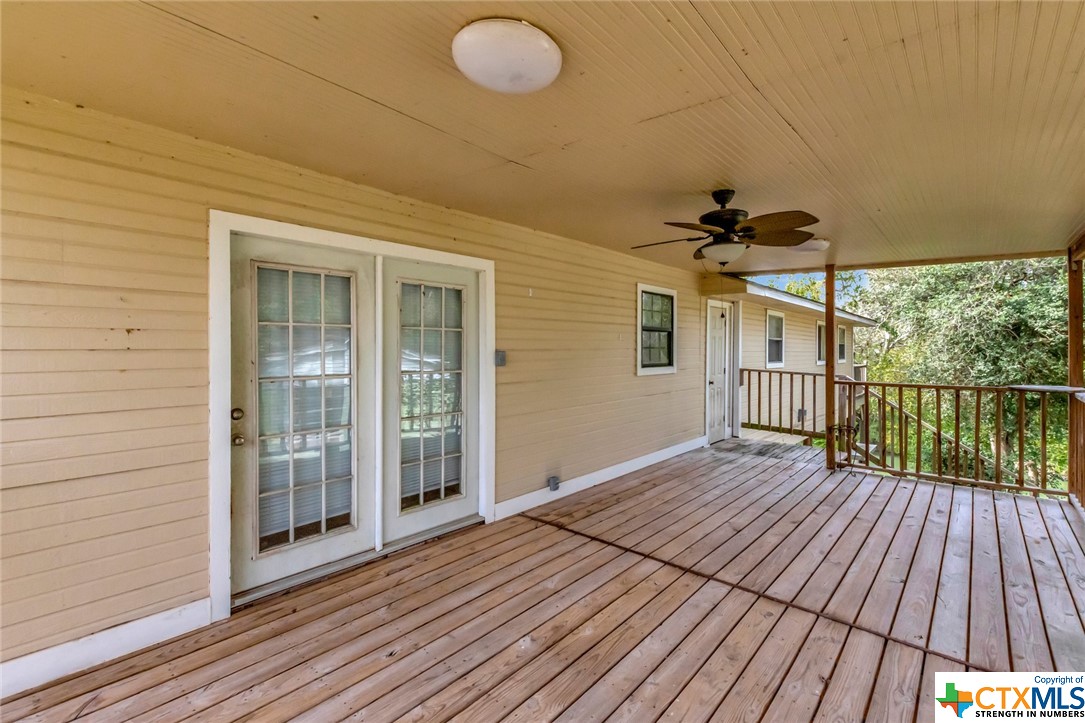 242 River Oaks Road