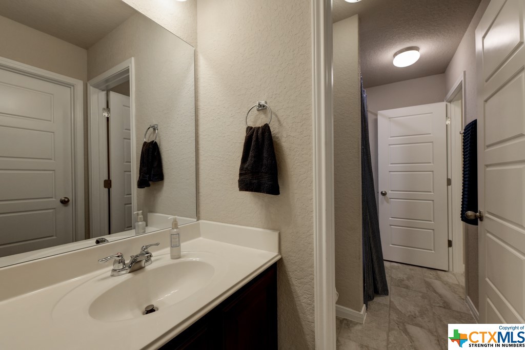 3170 Daisy Meadows