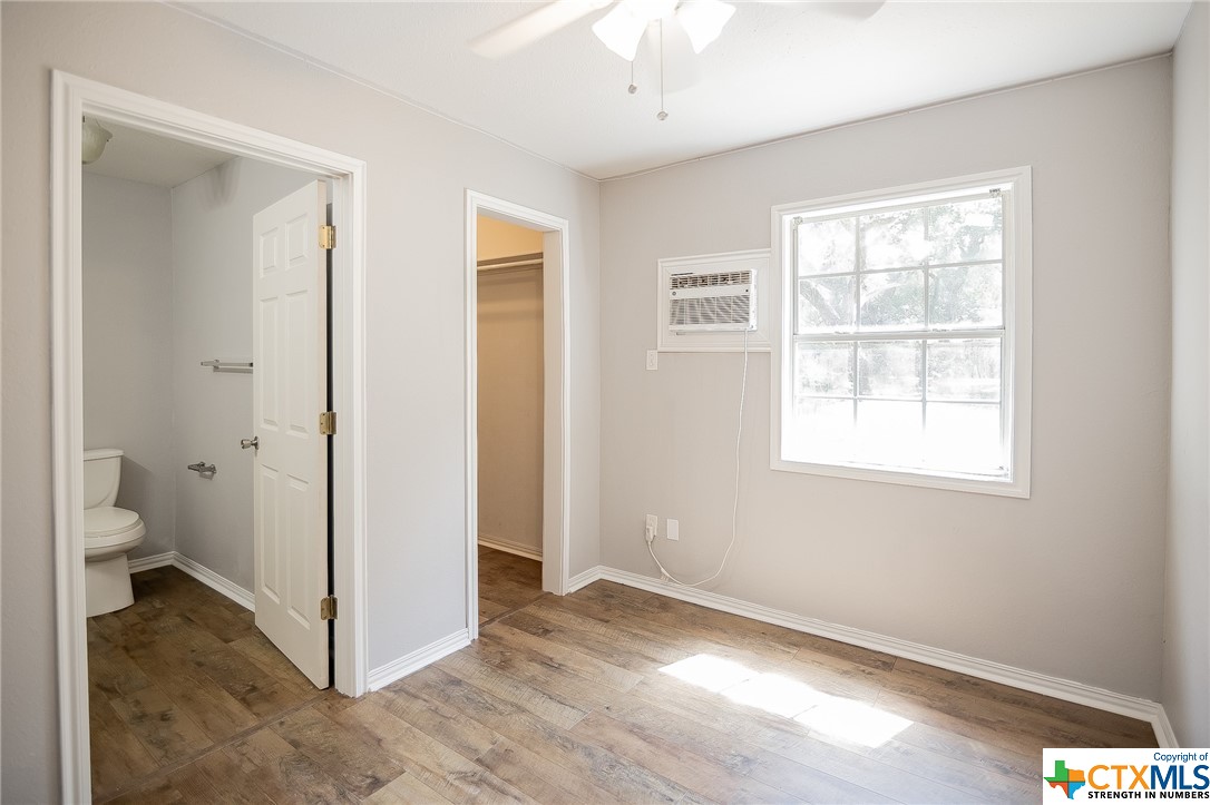 1107 Live Oak Drive