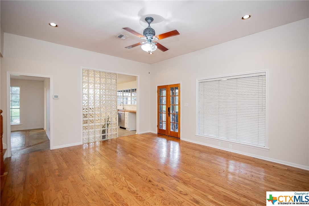 1107 Live Oak Drive