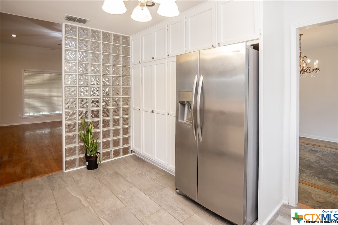 1107 Live Oak Drive