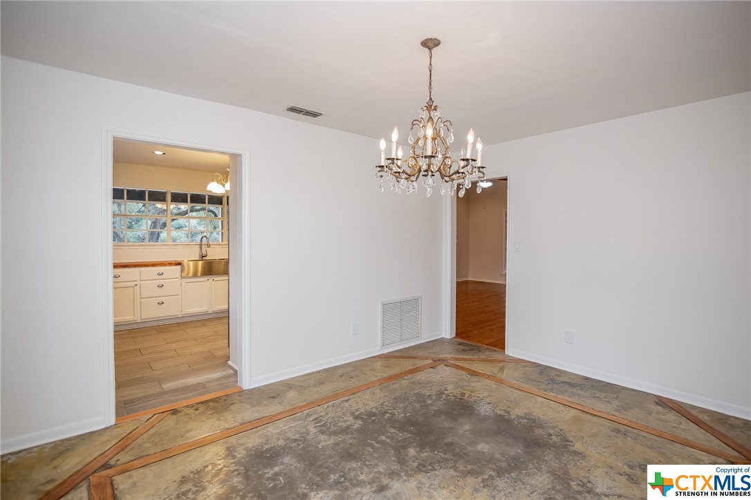 1107 Live Oak Drive