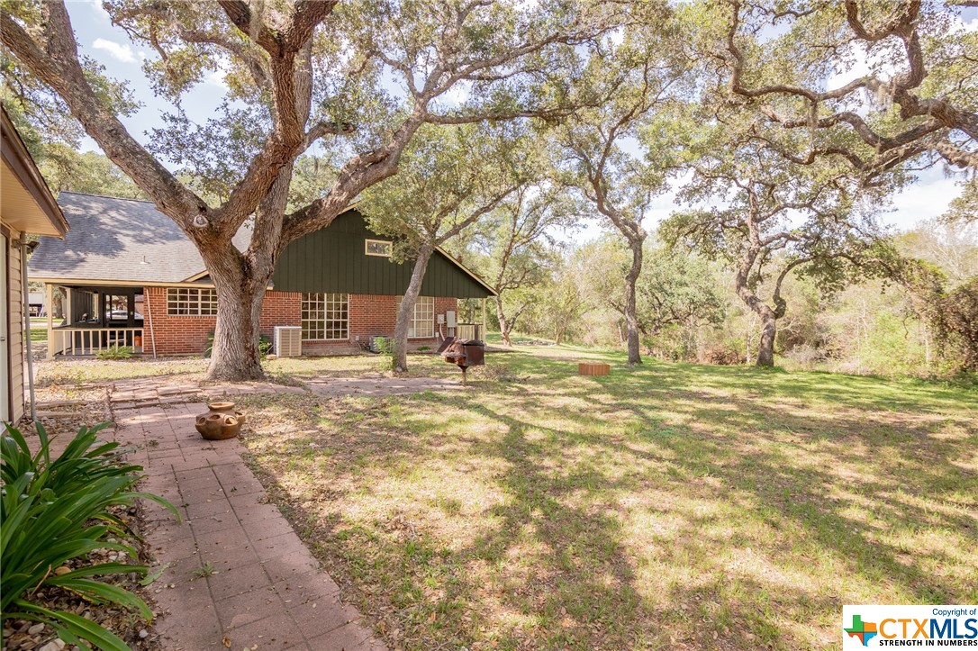 1107 Live Oak Drive