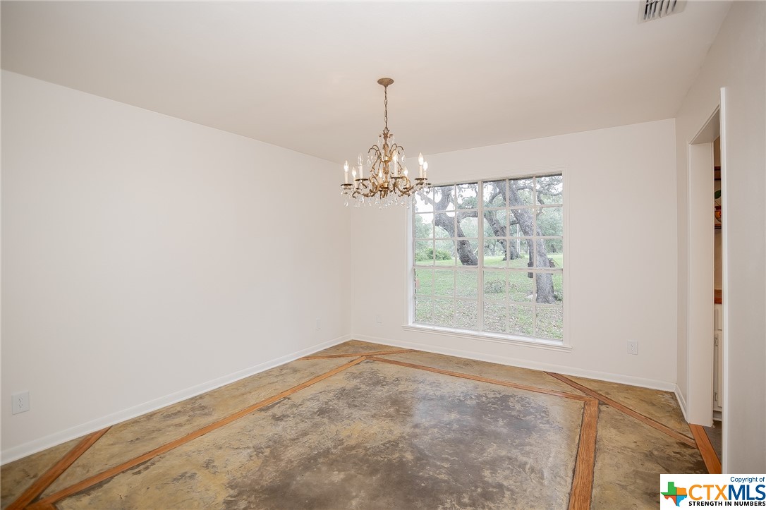 1107 Live Oak Drive