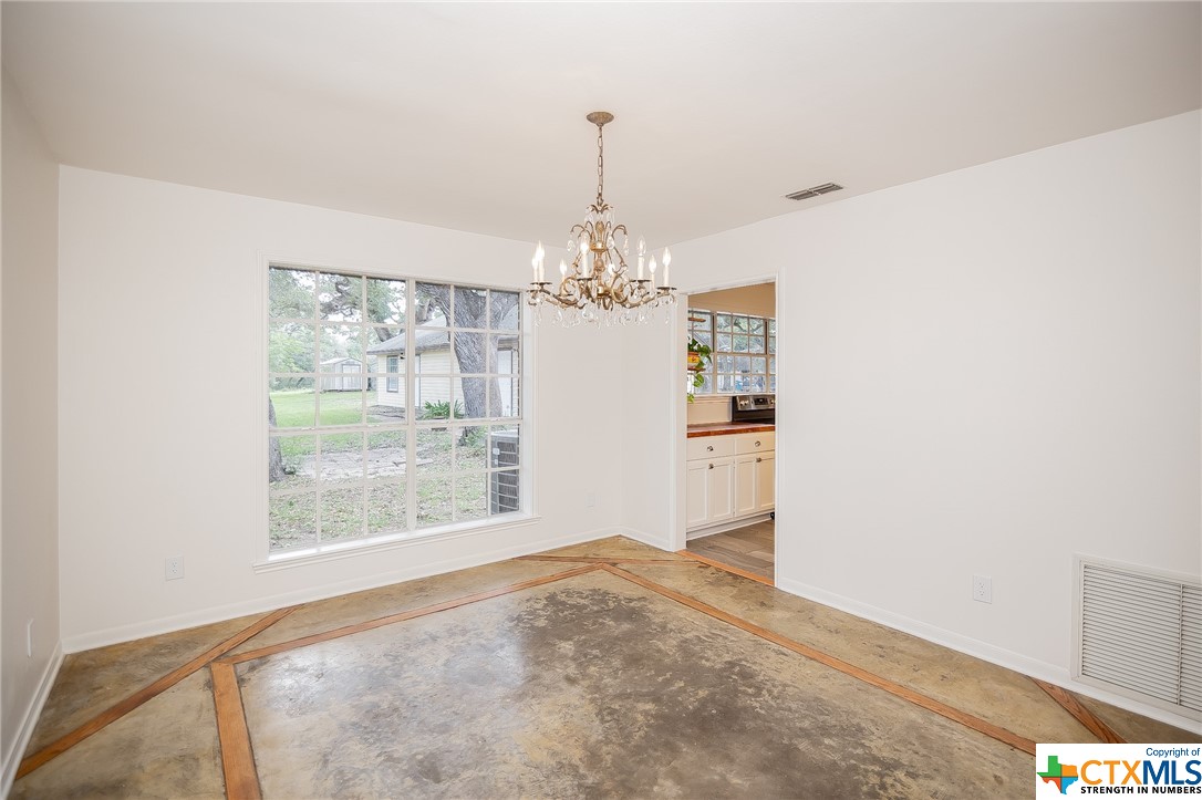 1107 Live Oak Drive