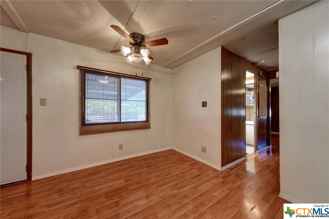 1506 Honeysuckle Lane