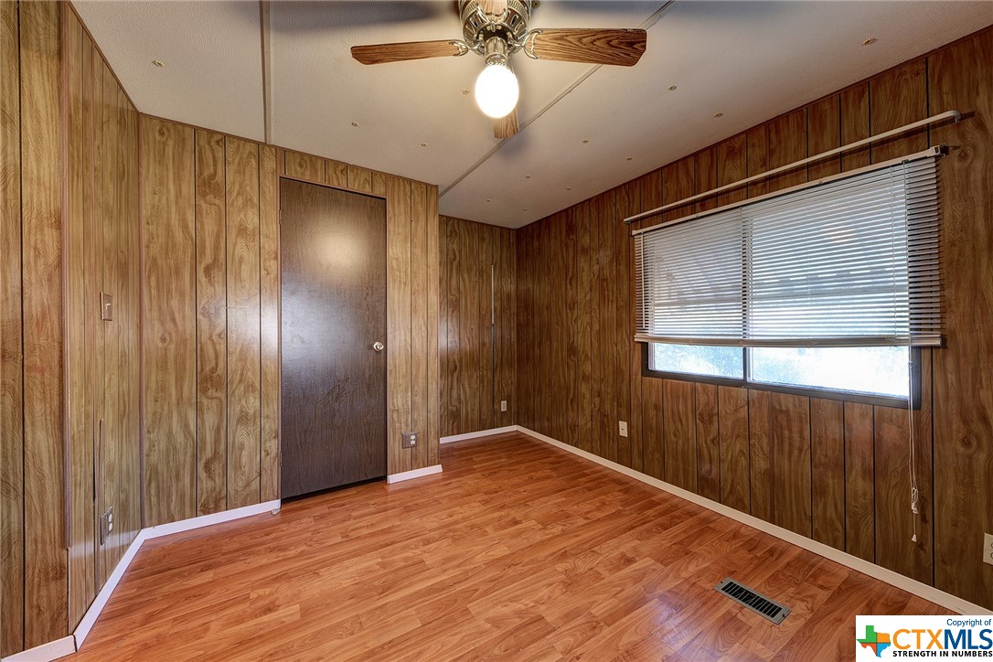 1506 Honeysuckle Lane