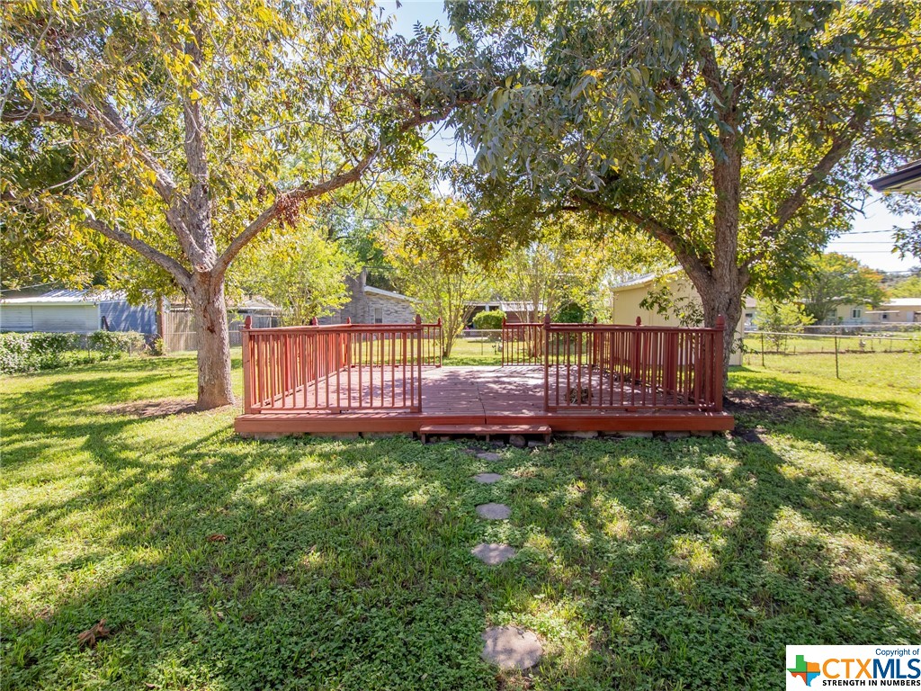 2107 E Anaqua Avenue