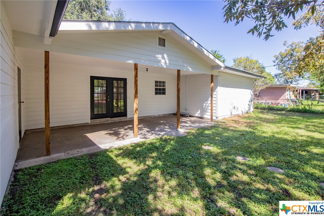 2107 E Anaqua Avenue