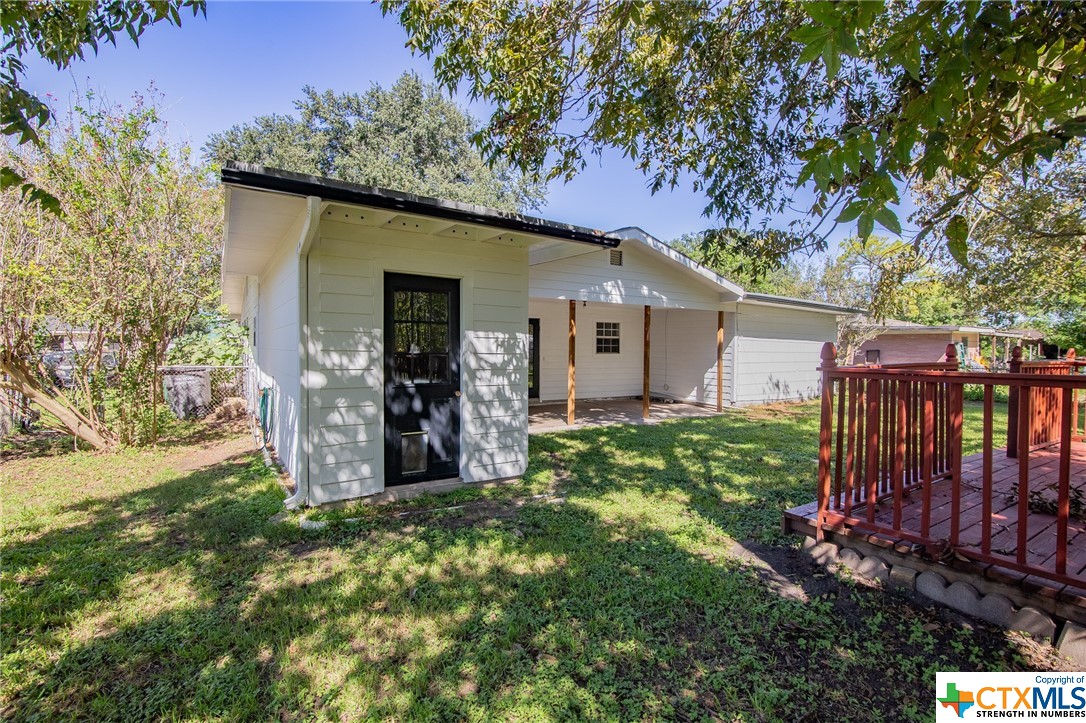 2107 E Anaqua Avenue