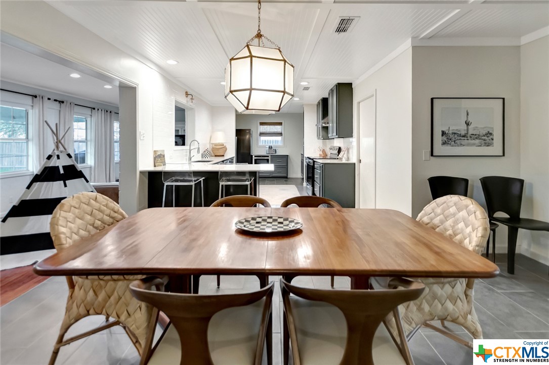 103 Alameda Circle