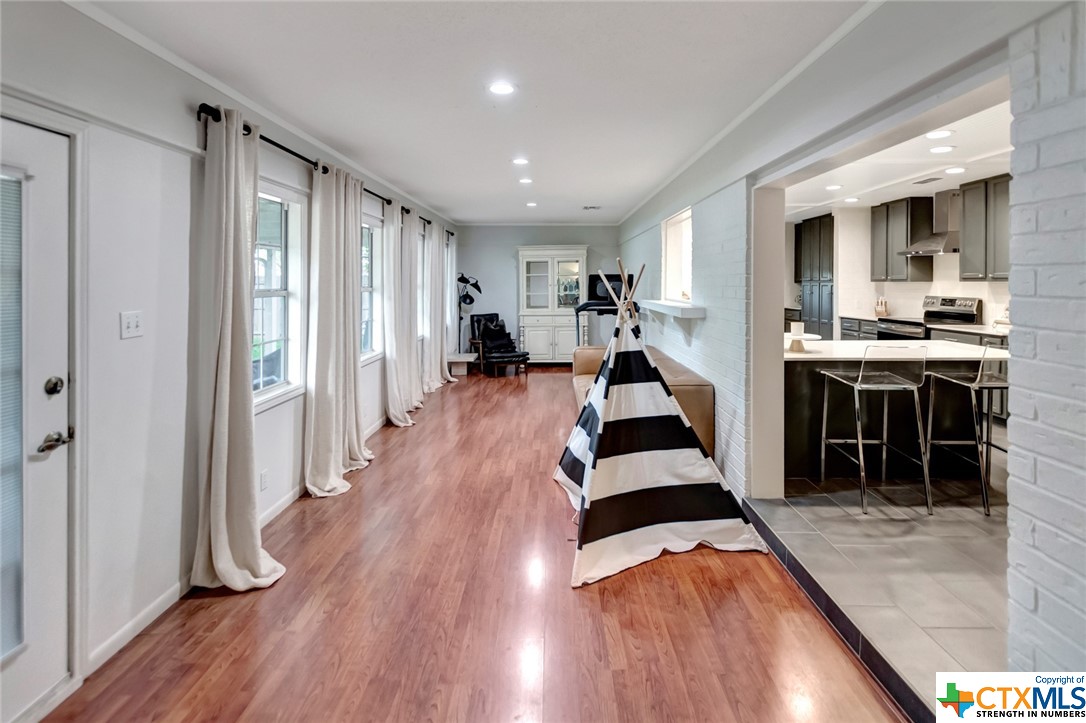 103 Alameda Circle