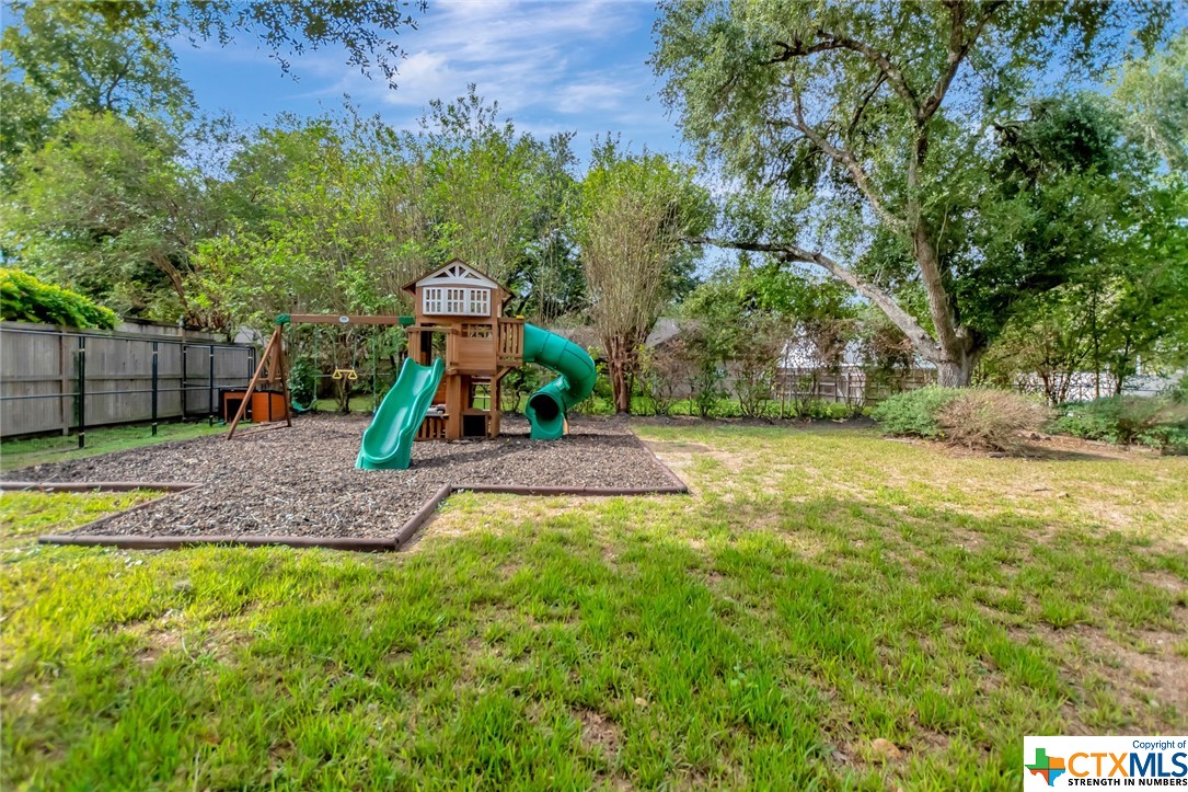 103 Alameda Circle