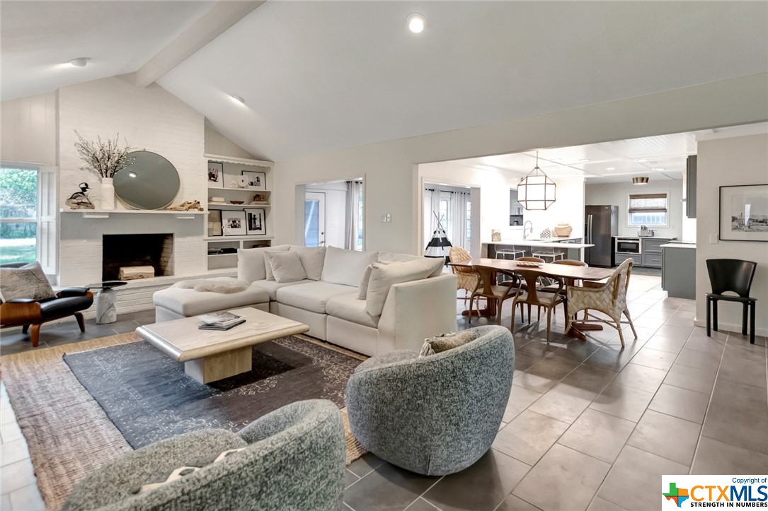 103 Alameda Circle