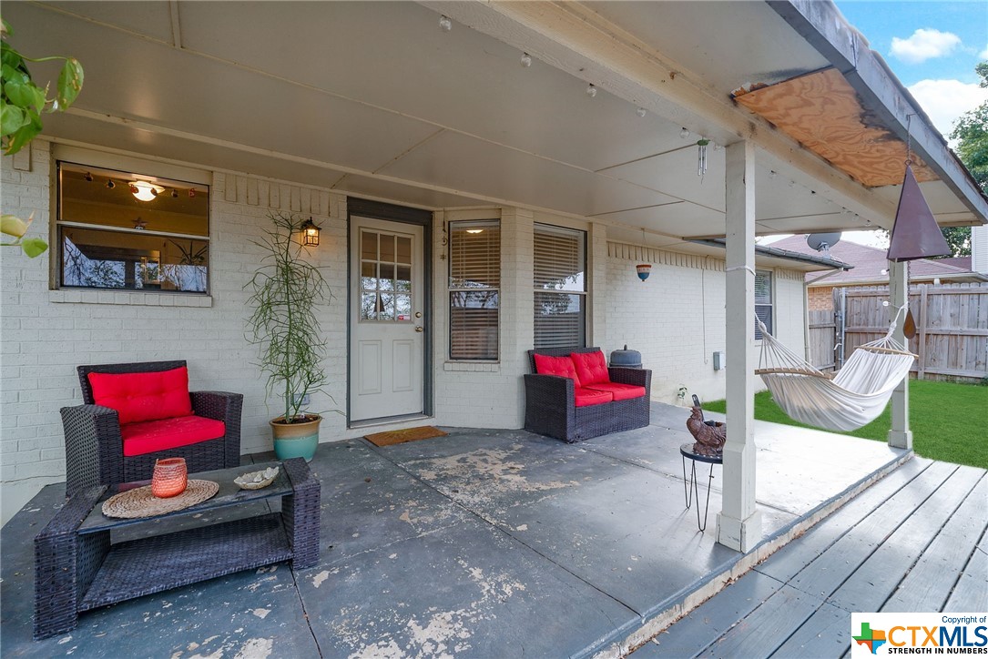 1112 Tumbleweed Drive