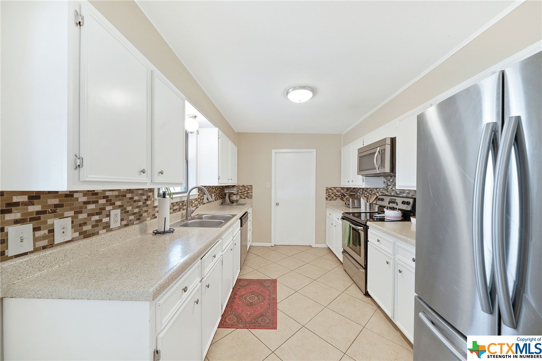 1112 Tumbleweed Drive