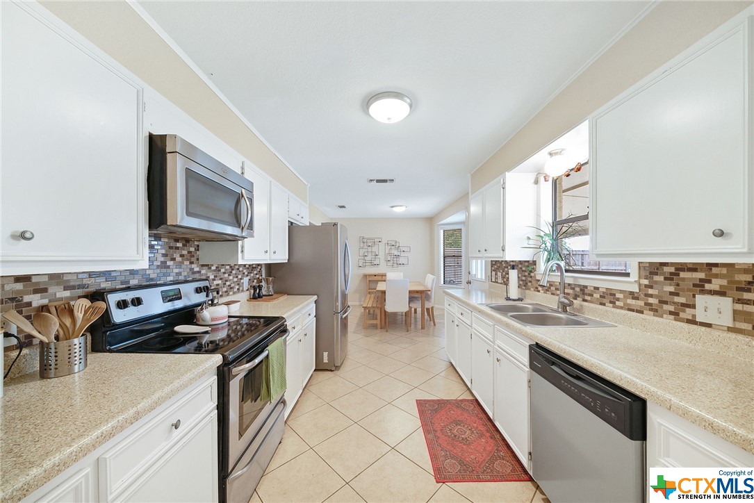 1112 Tumbleweed Drive
