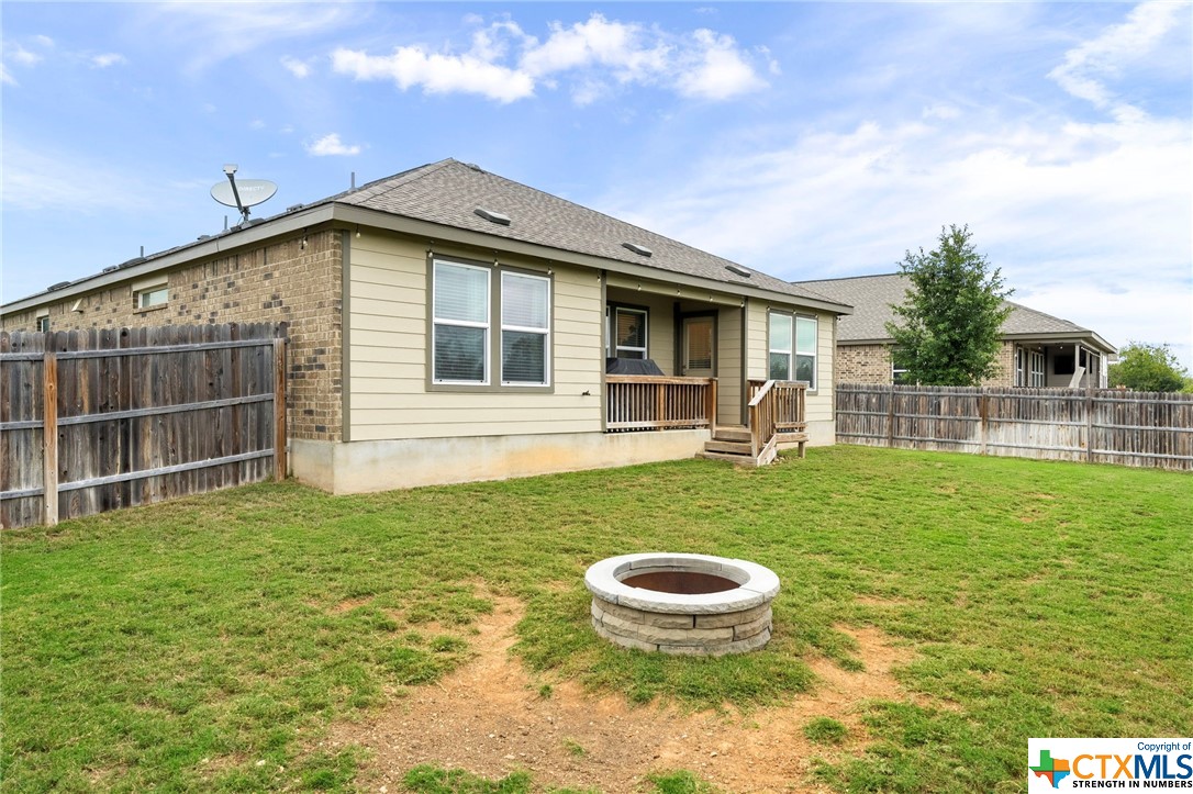 1161 Havens Cross