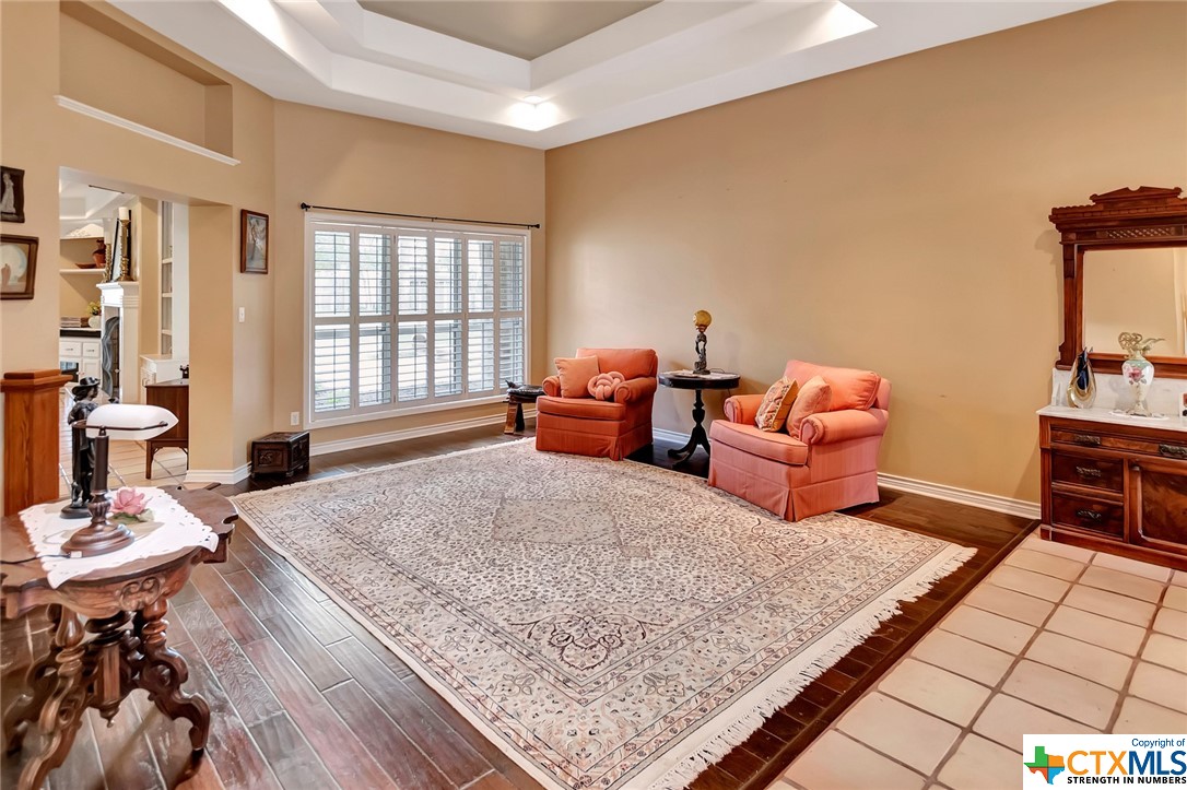 404 Woodlands Lane