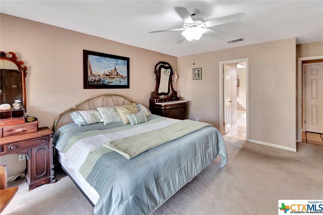 404 Woodlands Lane