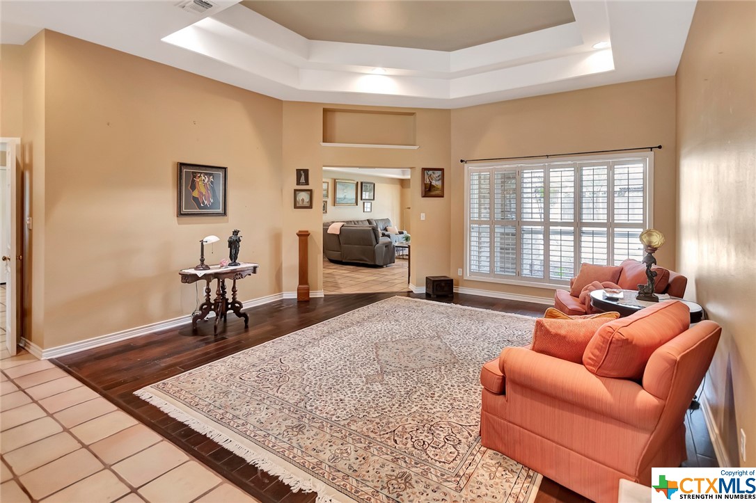 404 Woodlands Lane